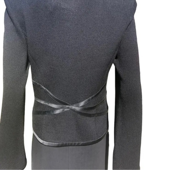 St. John Evening black knit “ tuxedo type” jacket with satin accents Sz 4 eu 36 - Picture 9 of 12